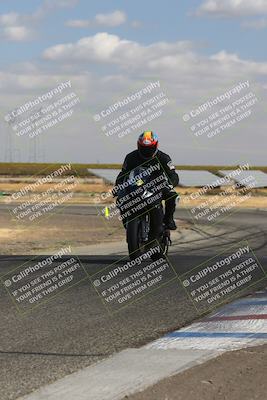 media/Nov-03-2024-TrackDaz (Sun) [[44580f4982]]/B Group/1220pm (Wheelie Bump)/